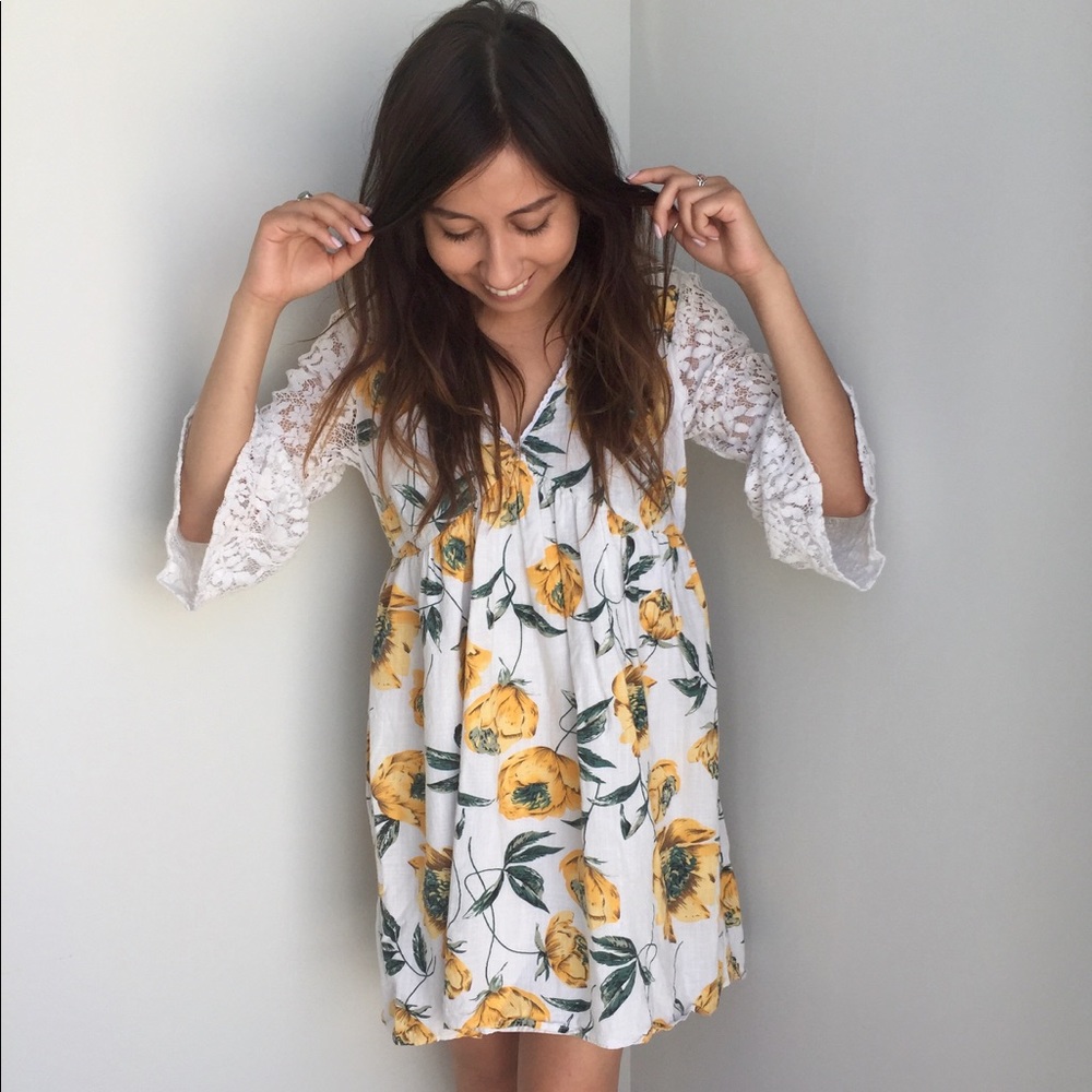 Baby Doll Dress with Lace Sleeves